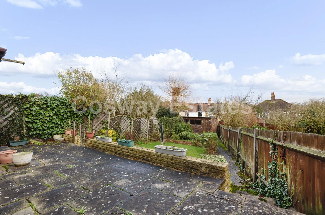 Parkside, Mill Hill